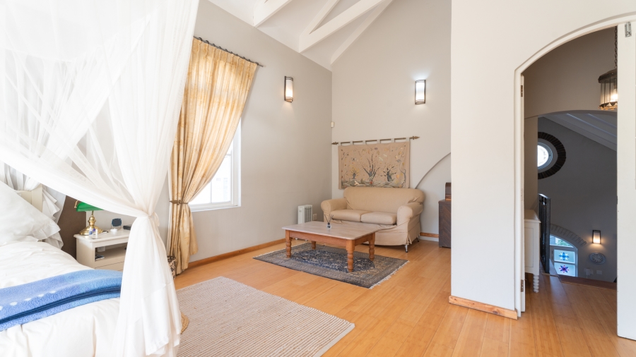 4 Bedroom Property for Sale in Claremont Upper Western Cape